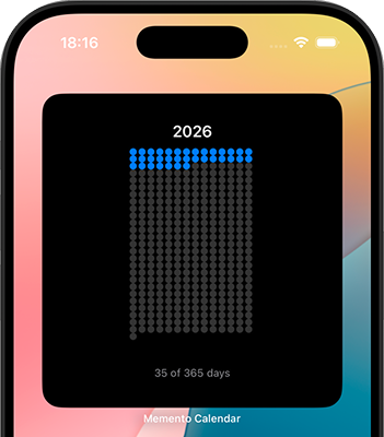 Memento Calendar year grid widget on an iPhone Home Screen